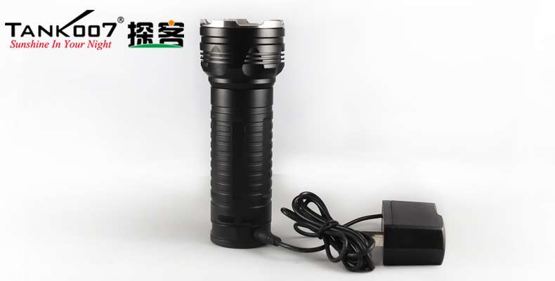 TANK007戶(hù)外搜索手電筒